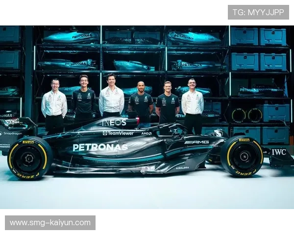 梅奔赛车低速弯表现提升之谜:西班牙站升级套件的长期效果评估 梅奔赛车低速弯表现提升之谜:西班牙站升级套件的长期效果评估